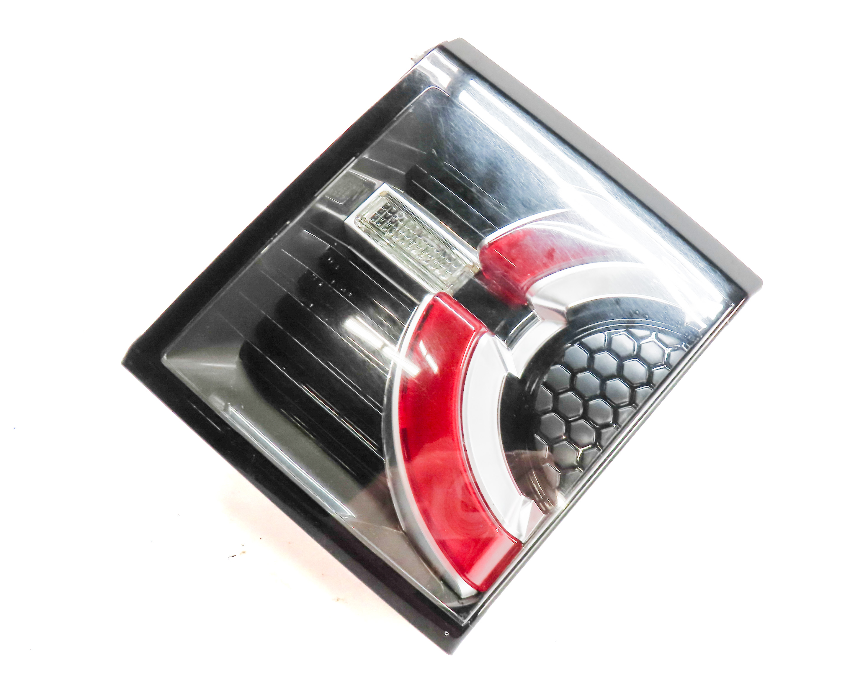 15-19 LAND ROVER DISCOVERY SPORT (L550) RIGHT REAR INNER TAILLIGHT LIGHT LAMP — exact item pictured